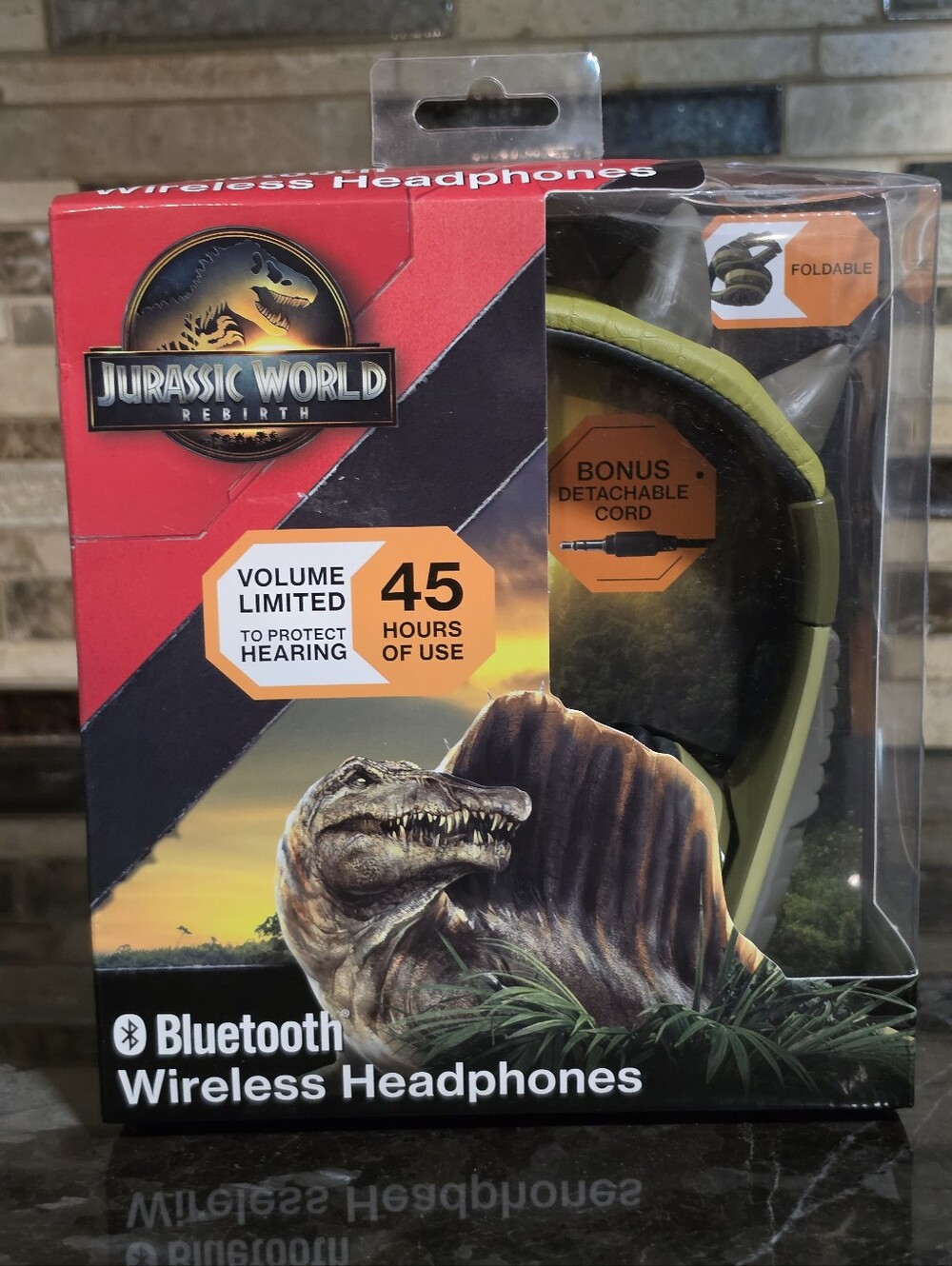 Jurassic World Bluetooth Wireless Over-Ear Headphones - Green